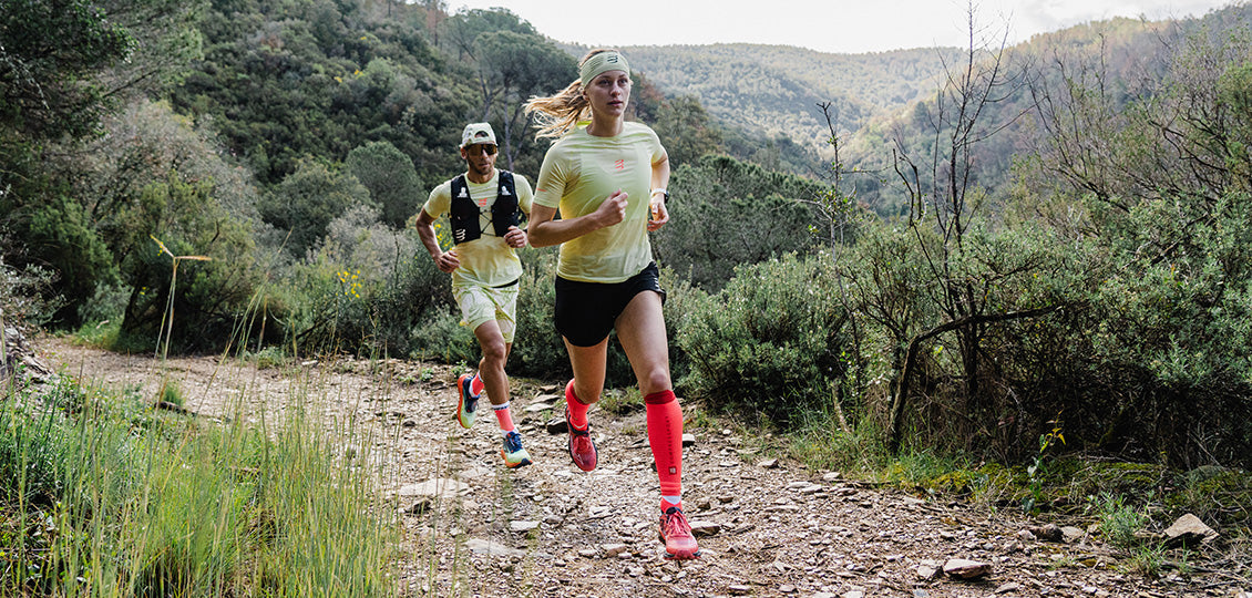 Compressport Unisex's R2 3.0 Calf Sleeves - Fluo Red/White Refl