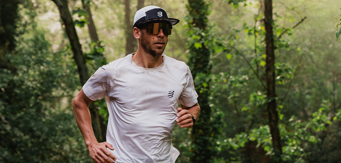 Compressport Unisex's 5 Panel Light Cap - White/Black