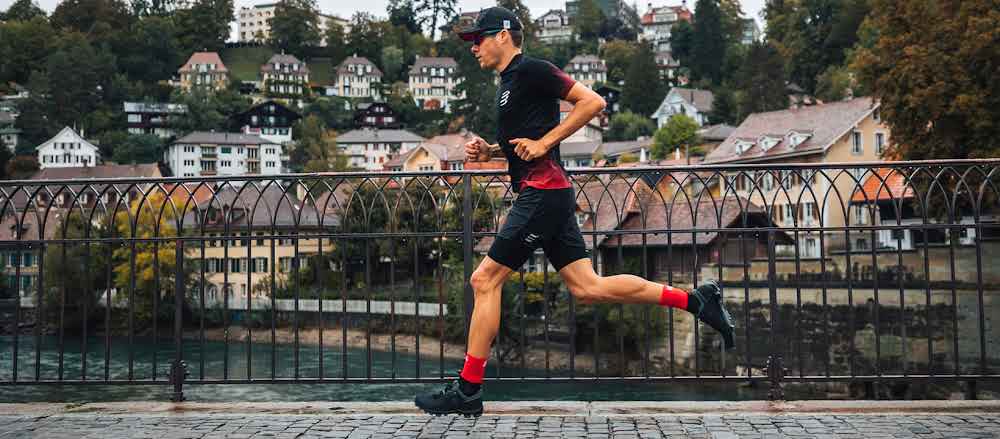 Compressport Unisex Under Control Quad Compression Leg Sleeve - Black