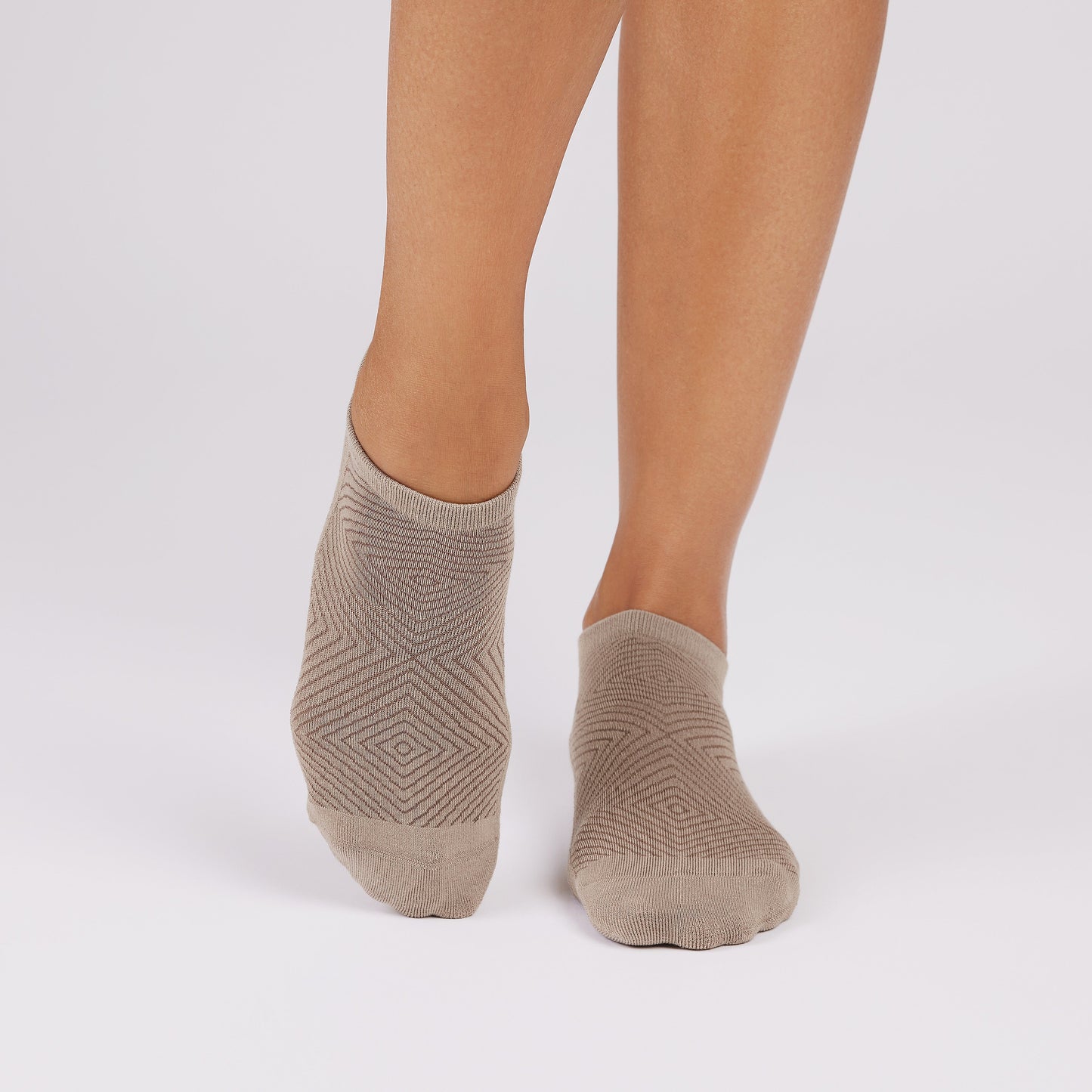 TAVI Grip Savvy - Shitake Geo