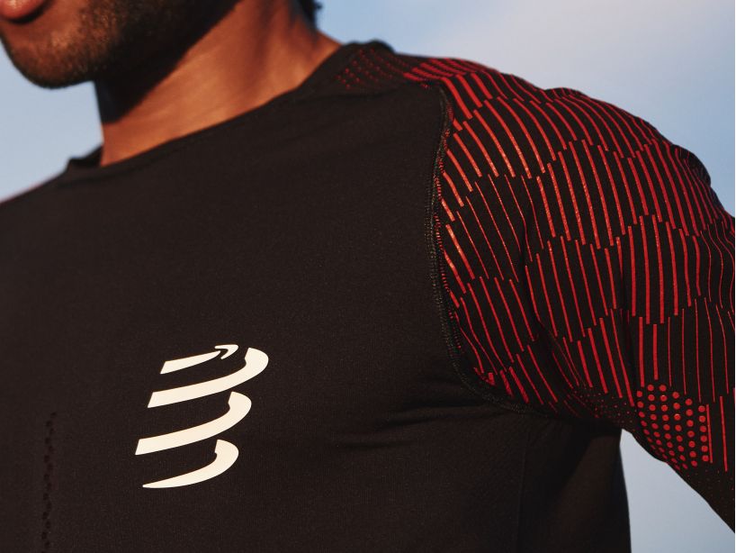 Compressport Men's Racing SS Tshirt - Black/Red