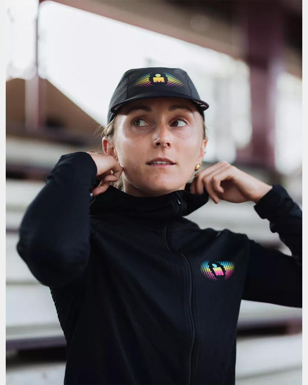 Compressport Women's 3D Thermo Seamless Hoodie Zip Ironman 2026 L2 - Black