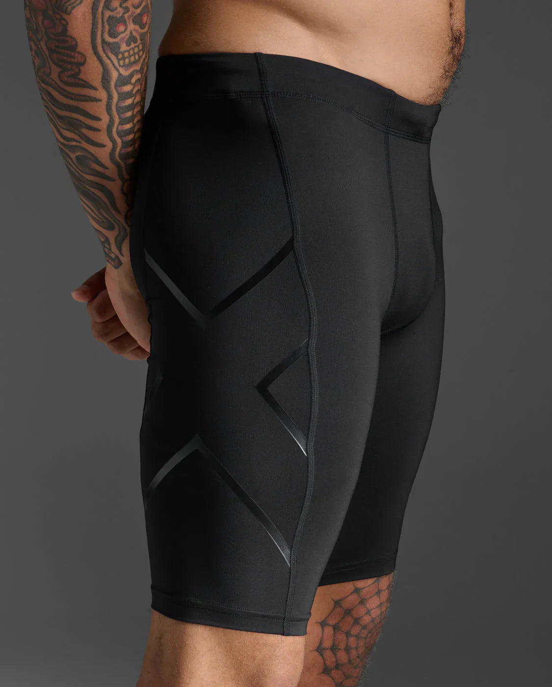 2XU Men's Core Compression Shorts - BLK/NRO
