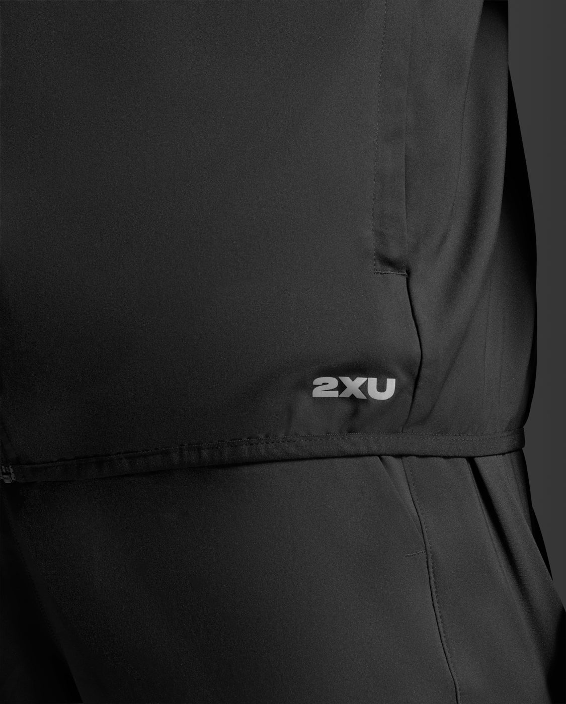 2XU Men's Aero Jacket - Black/Silver Reflective