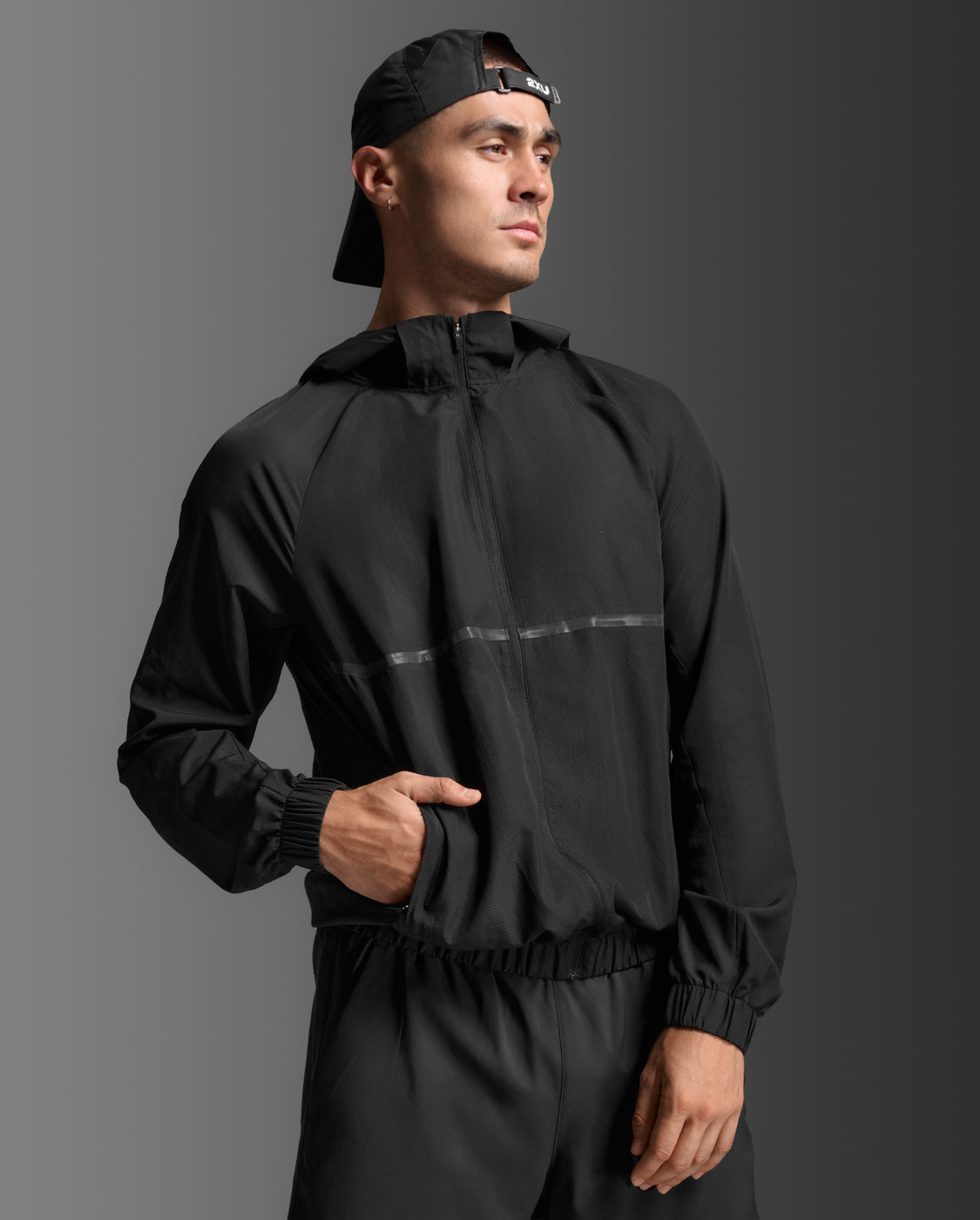 2XU Men's Aero Hex Windbreaker - Black/Black Reflective