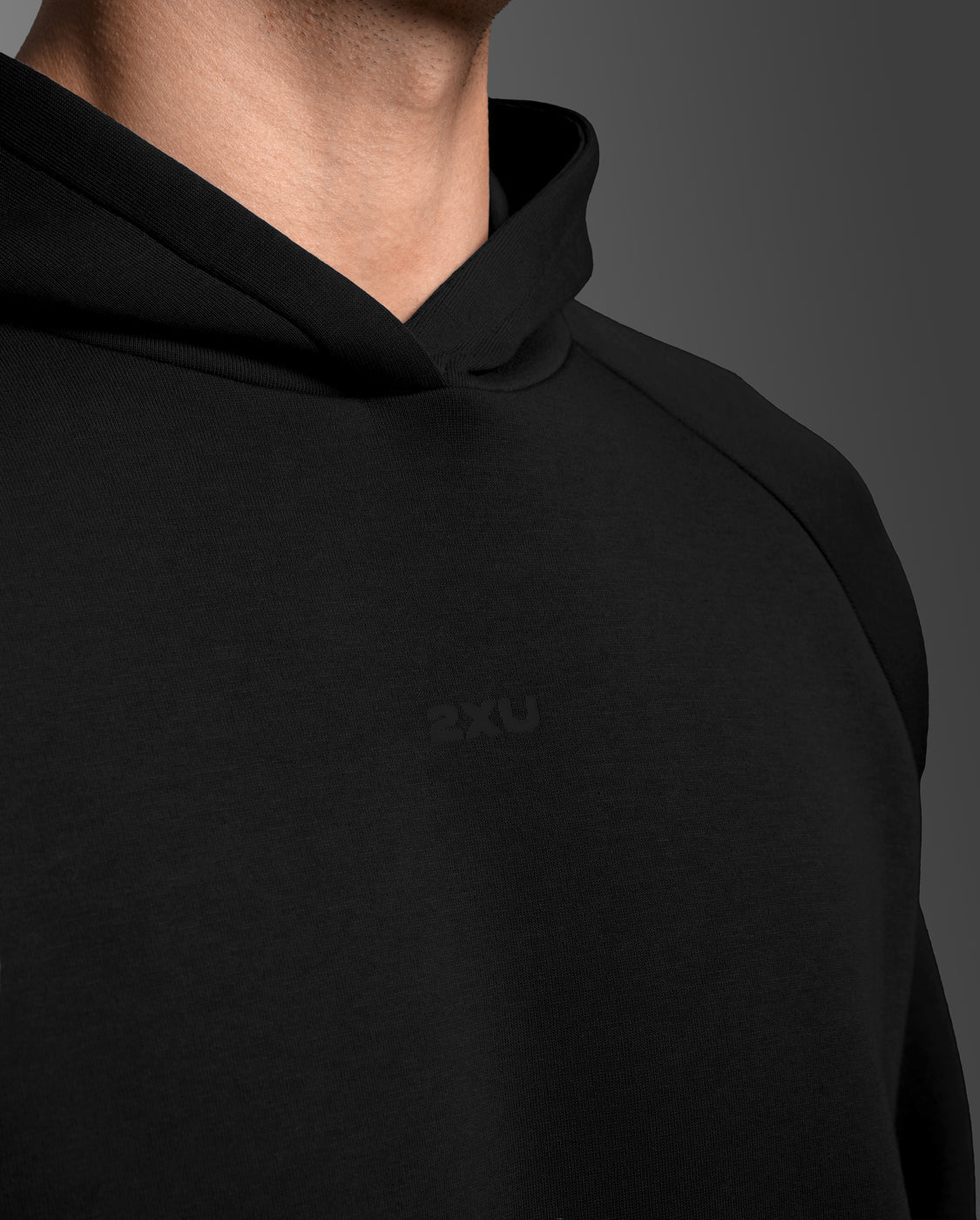 2XU Men's Motion Smooth Spacer Hoodie - Black/Black