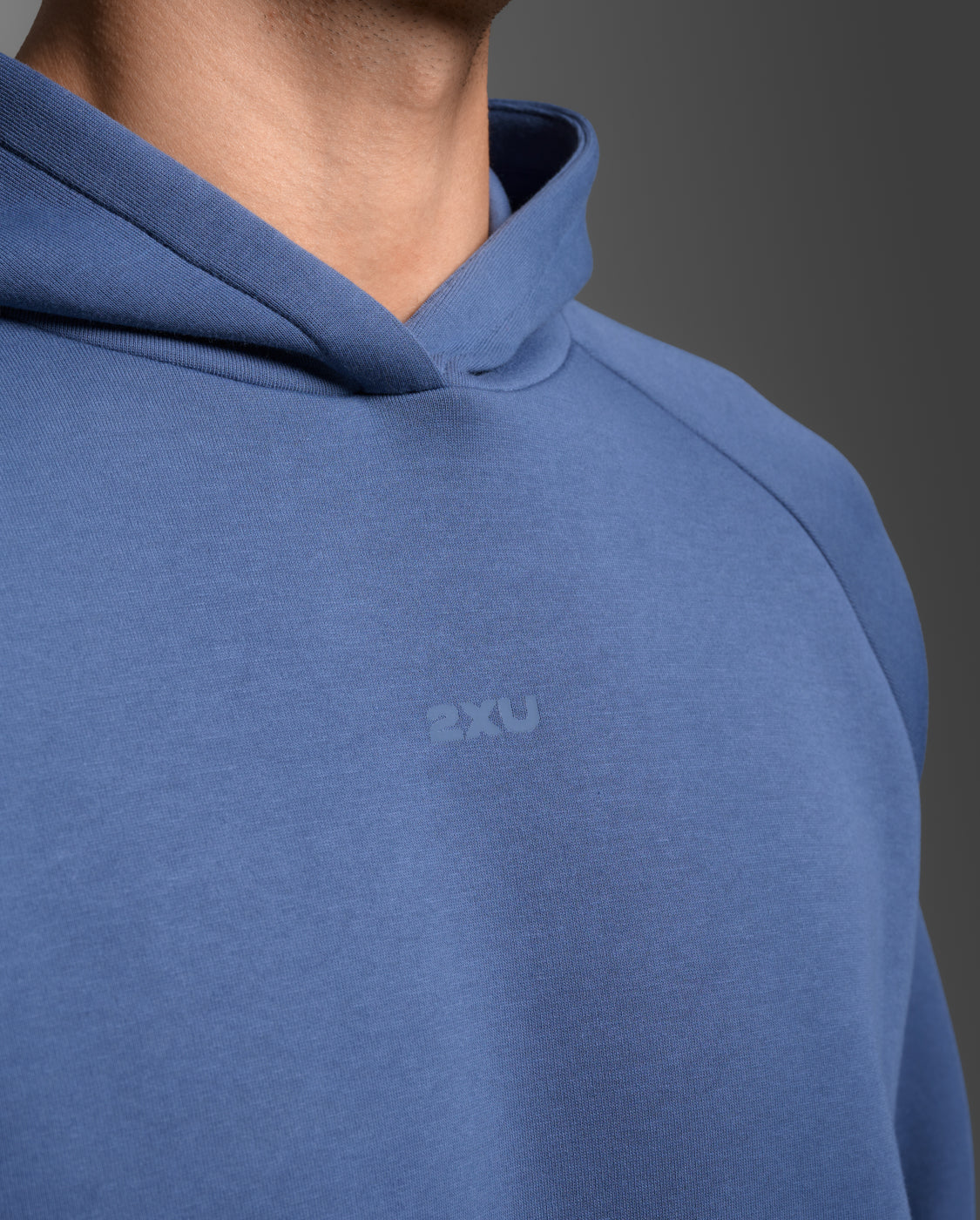 2XU Men's Motion Smooth Spacer Hoodie - Indigo/Indigo