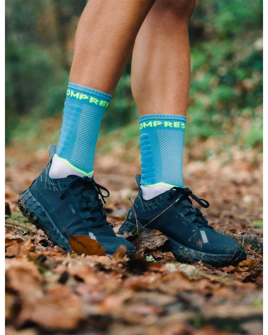 Compressport Unisex's Ultra Trail Socks v2.0 - Norse Blue/Neon Green