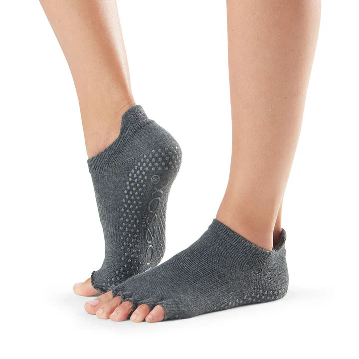 TOESOX Grip Half Toe Low Rise - Charcoal Grey – Key Power Sports Malaysia