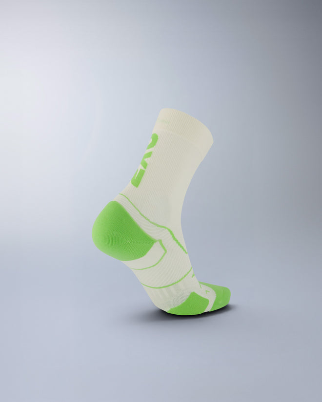 2XU Unisex's Vectr Cushion Crew Socks - Chalk/Lime Zest