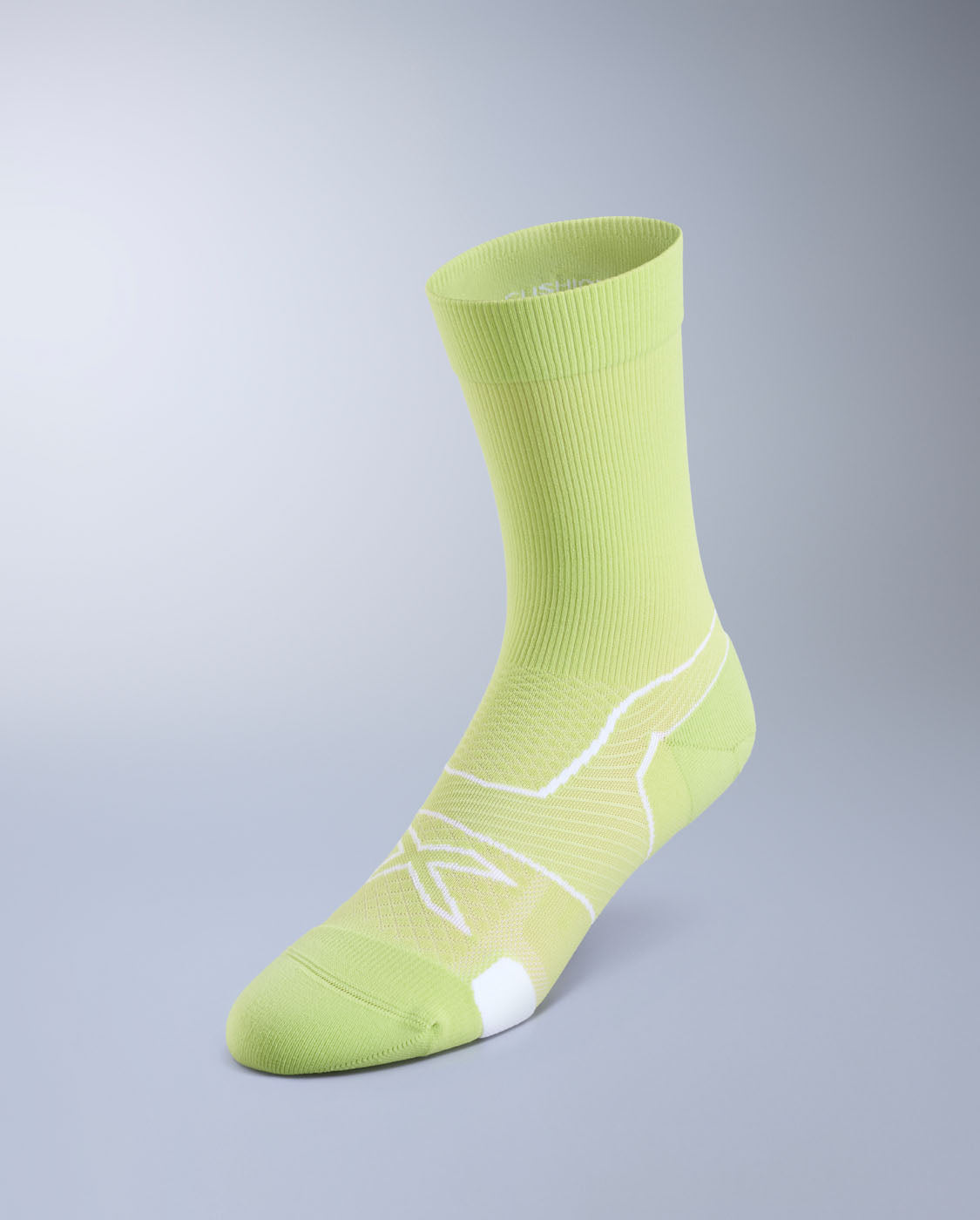2XU Unisex's Vectr Cushion Crew Socks - Cool Matcha/White