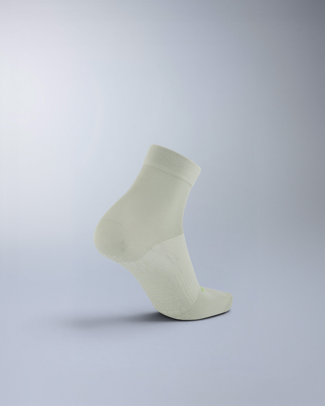 2XU Unisex's Performance Crew Grip Socks - Seafoam/Seafoam