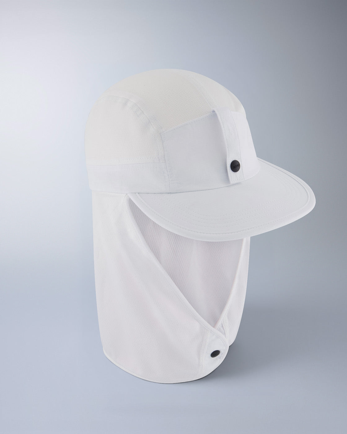 2XU Unisex's Trail Legionnaire Cap - White/White