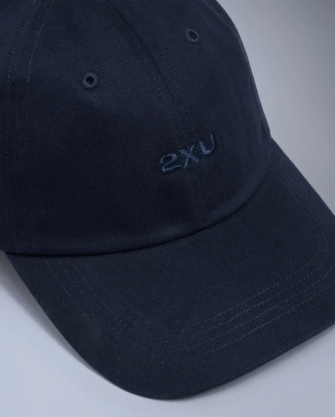 2XU Unisex's Signature Cap -  Midnight/Midnight