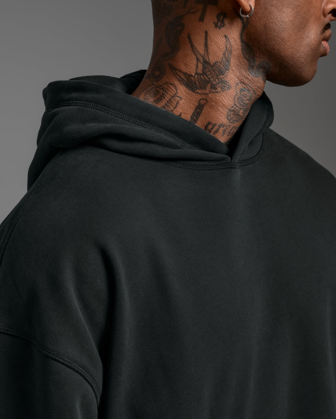 2XU Unisex's EZ Oversized Organic Cotton Hoodie - Black/Black