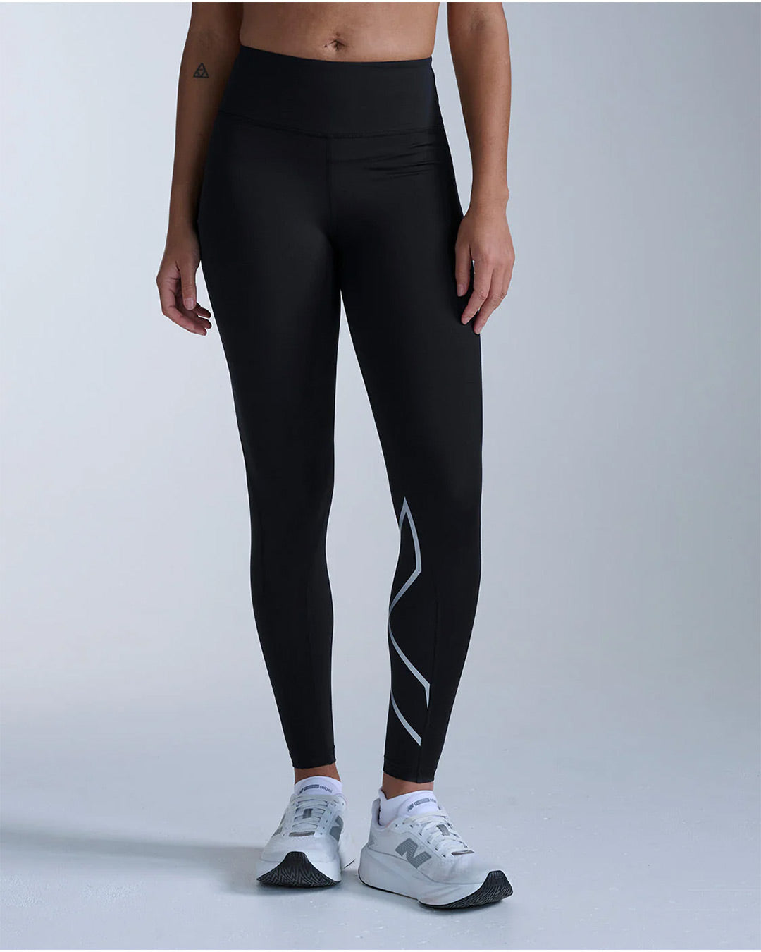 2XU Women's Core Hi-Rise Compression Tights - Black/Silver