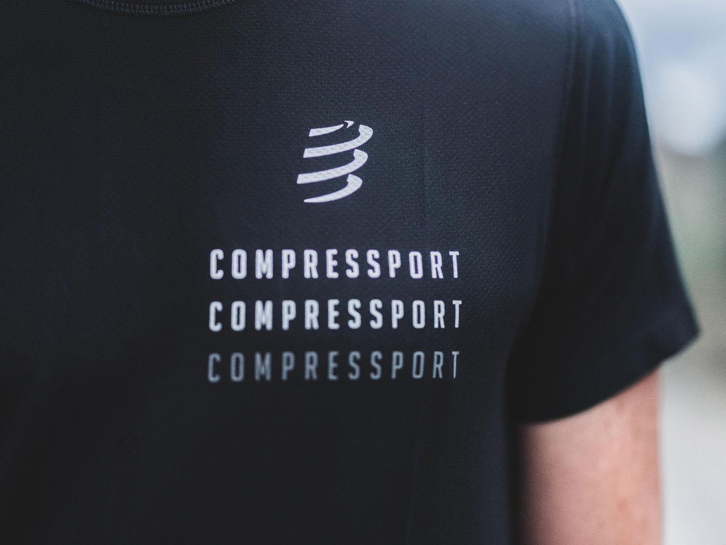 Compessport Men's Performance SS Tshirt Edition 2023 - Black/White