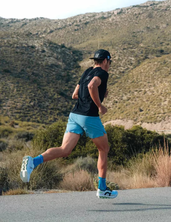 Compressport Unisex's Pro Racing Socks v4.0 Run High - Niagara Blue/White