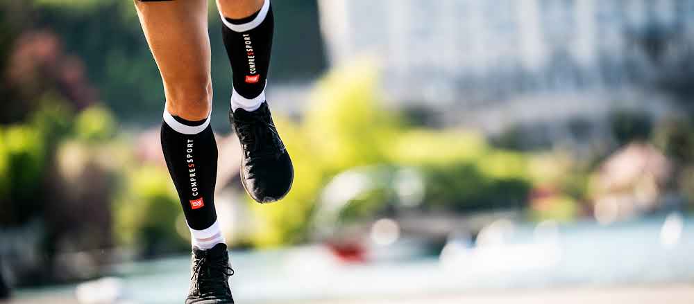 Compressport Unisex Calf Sleeve R2 3.0 - Black