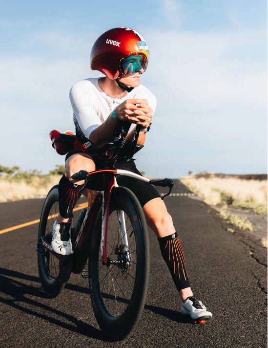 Compressport Unisex Calf Sleeve R2 Aero - Black