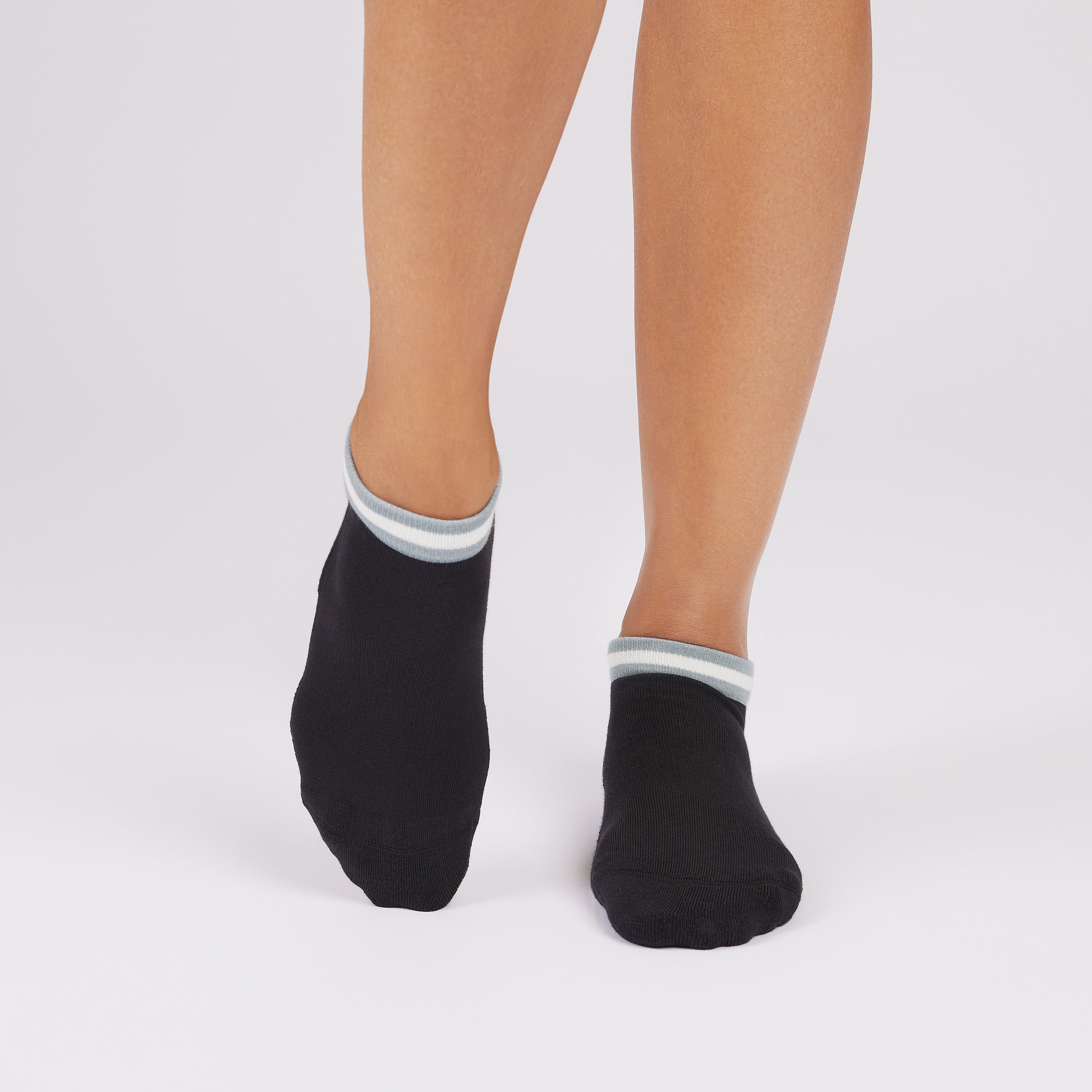 TAVI Grip Cora - Ebony Mirage Stripe