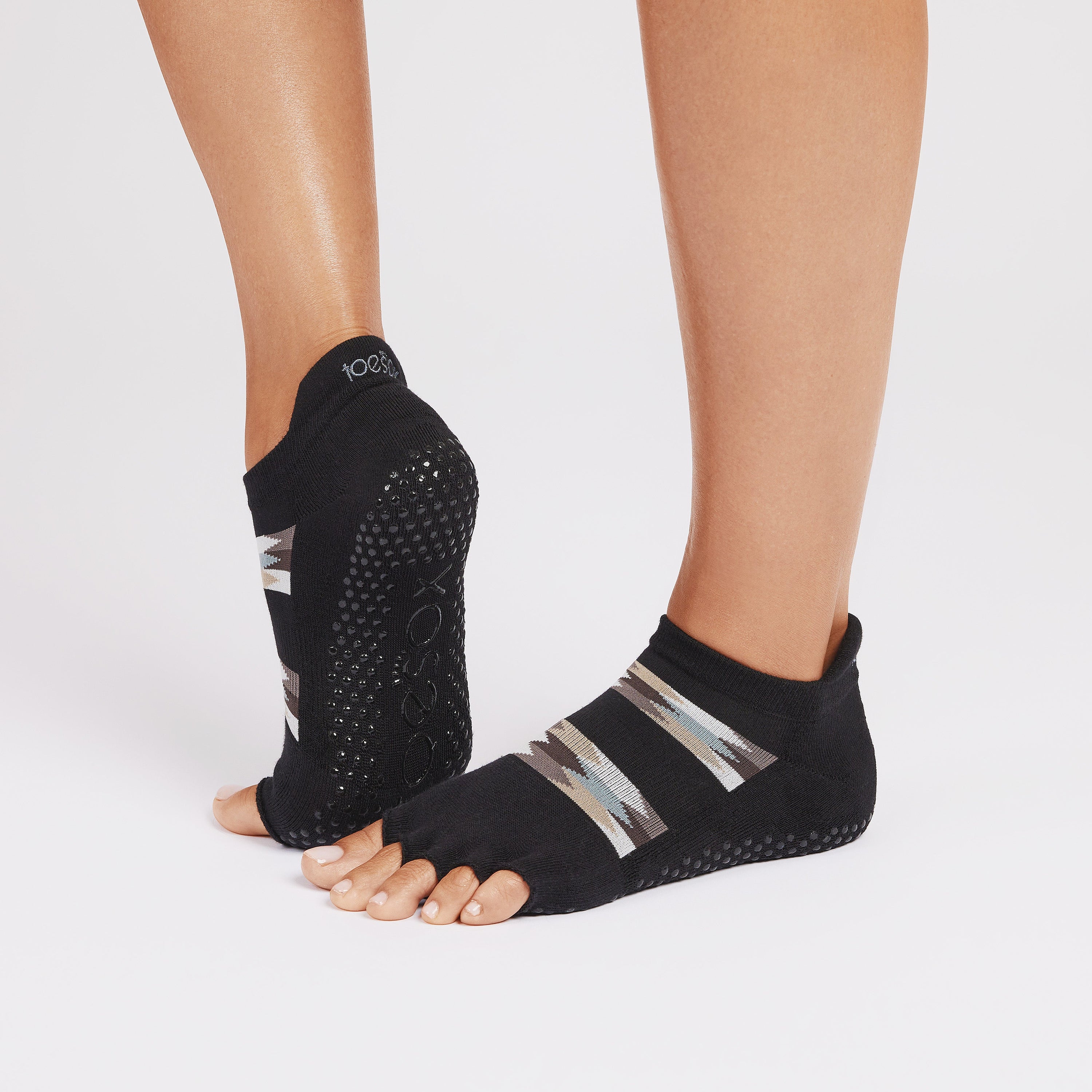 TOESOX Half Toe Ultra Fine Knit Low Rise - Mirage Stripe