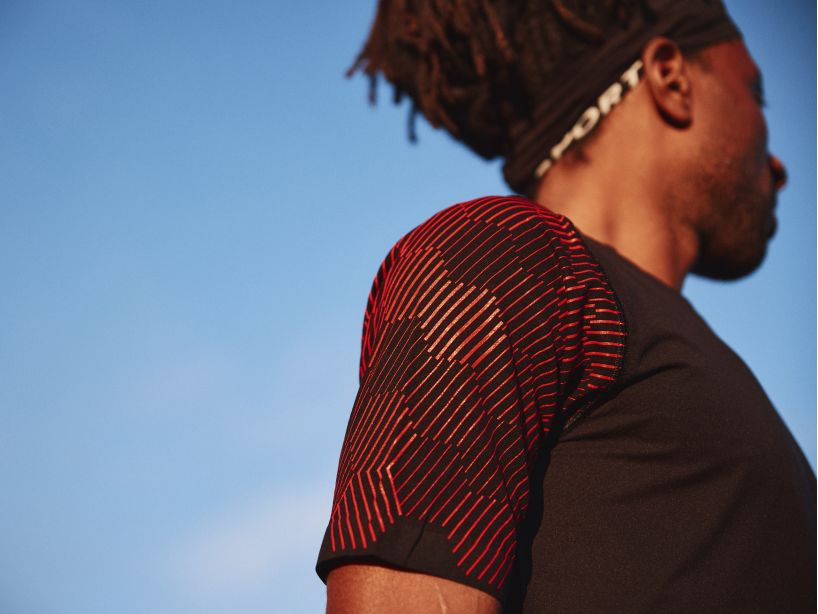 Compressport Men's Racing SS Tshirt - Black/Red