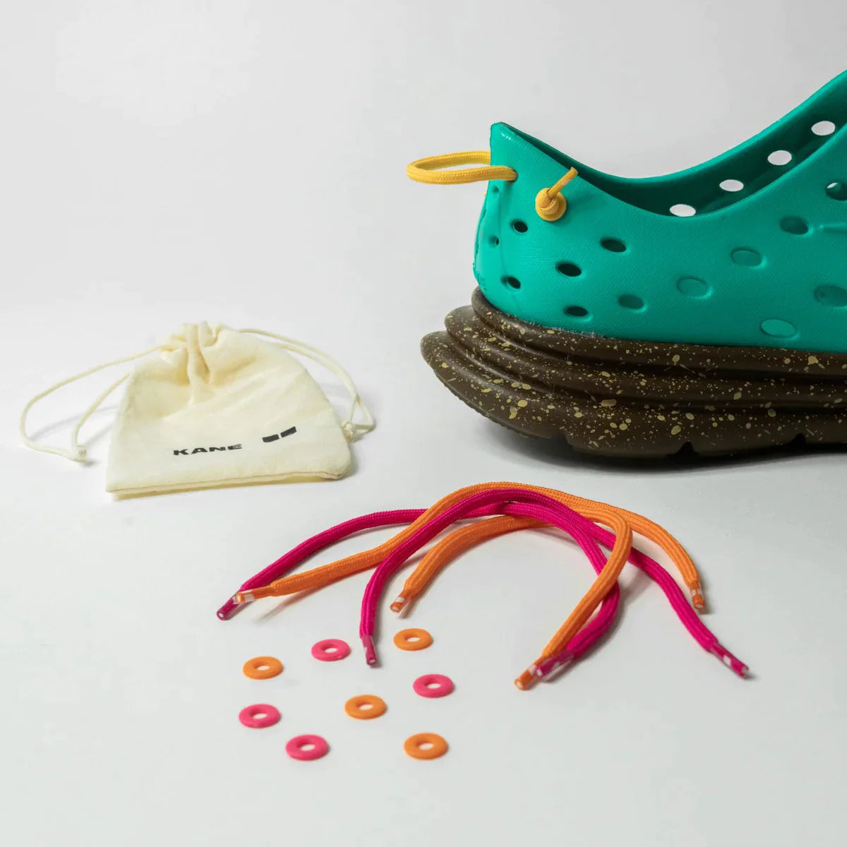 KANE Active Recovery Shoe - Tropic / Dark Earth