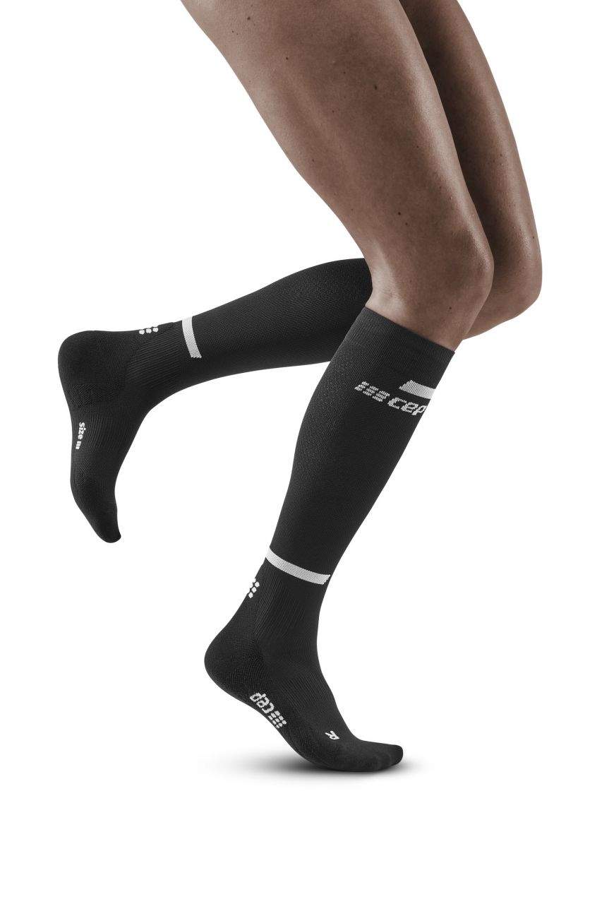 CEP Women's The Run Socks Tall v4 - Black