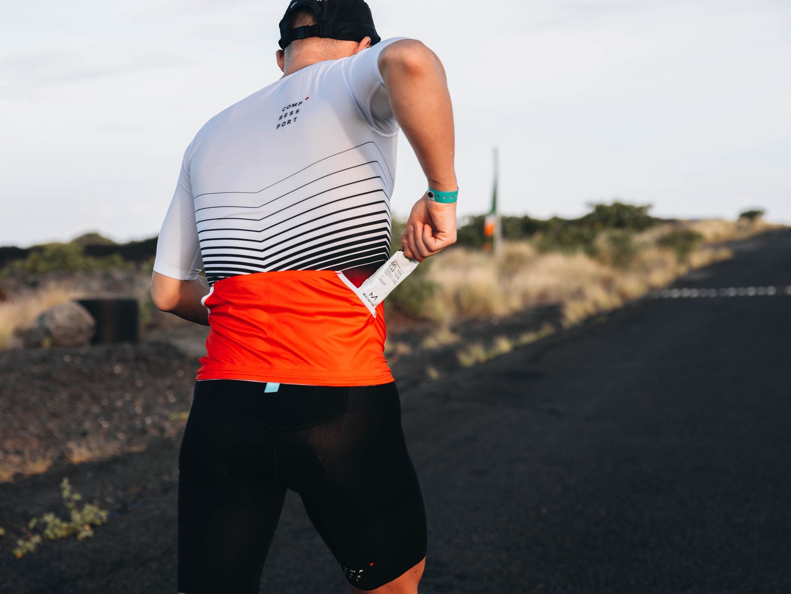 Compressport Men's Tri Postural Aero SS Top - White/Red