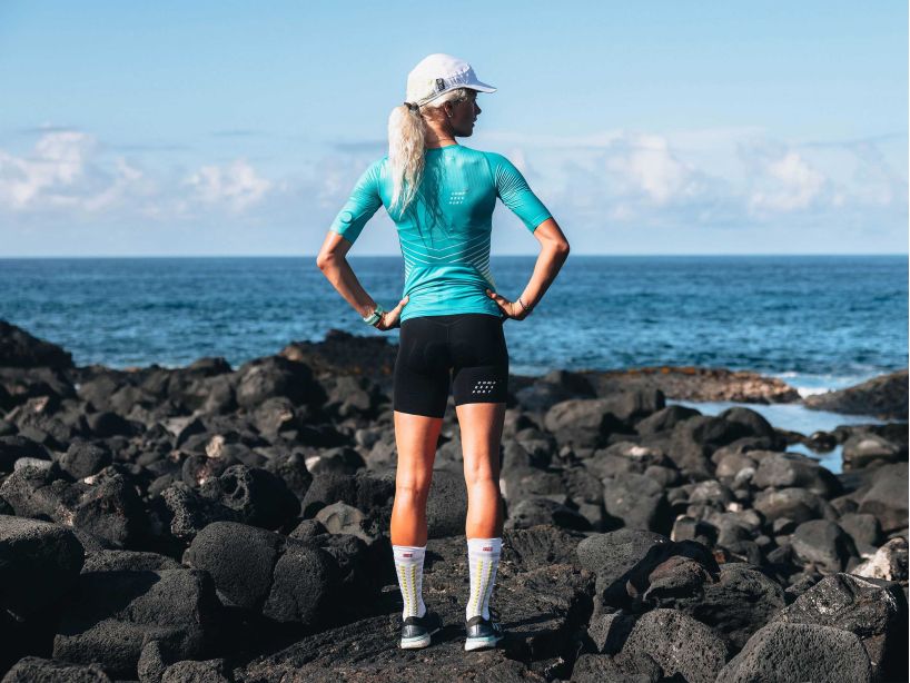 Compressport Women's Tri Postural Aero SS Top - Columbia/Evening Primrose