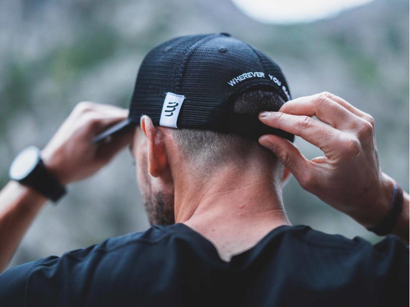 Compressport Trucker Cap Black Edition 2023 - Black/White